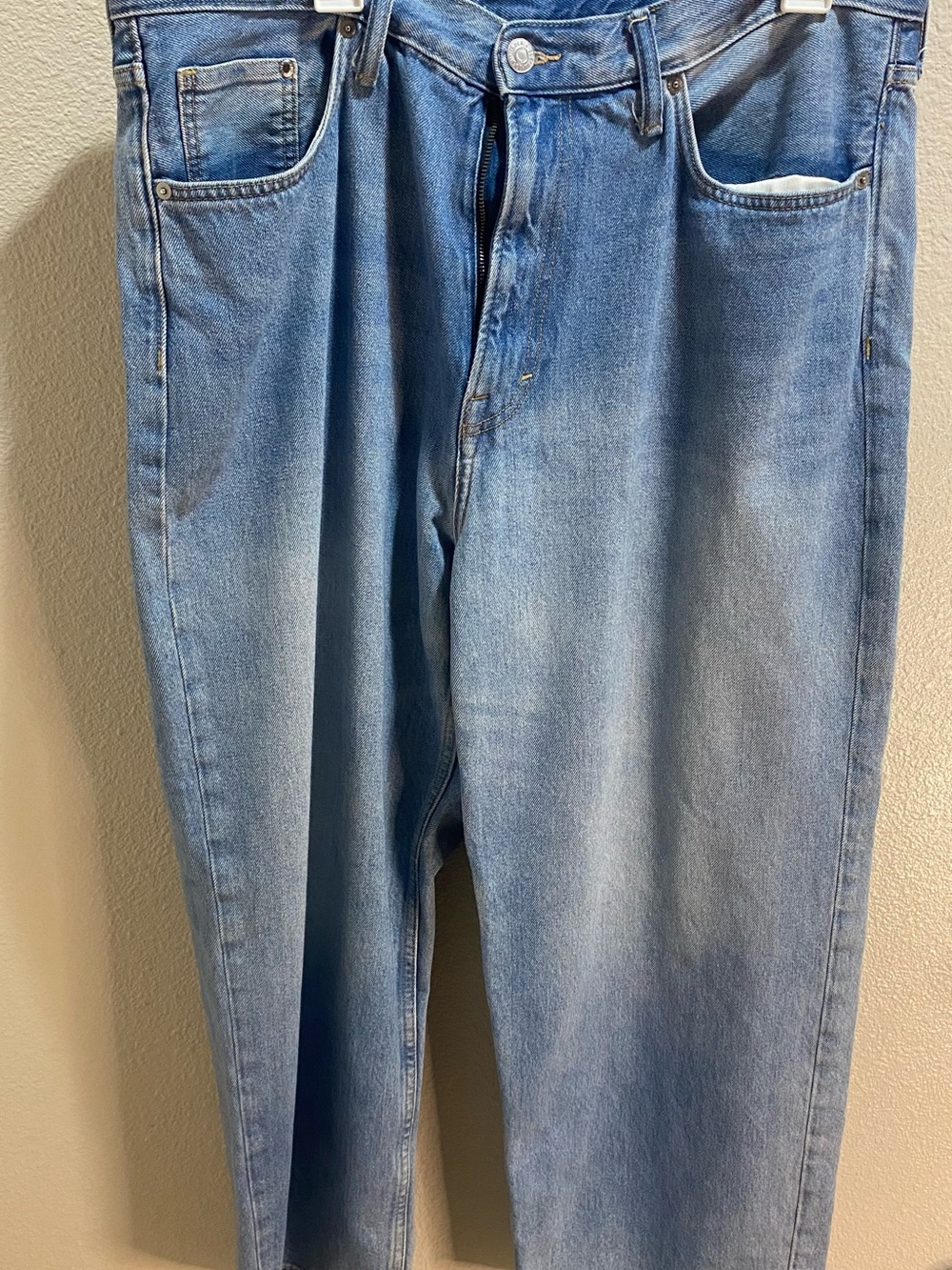36x30H&M Men's baggy Light Blue Denim Jeans